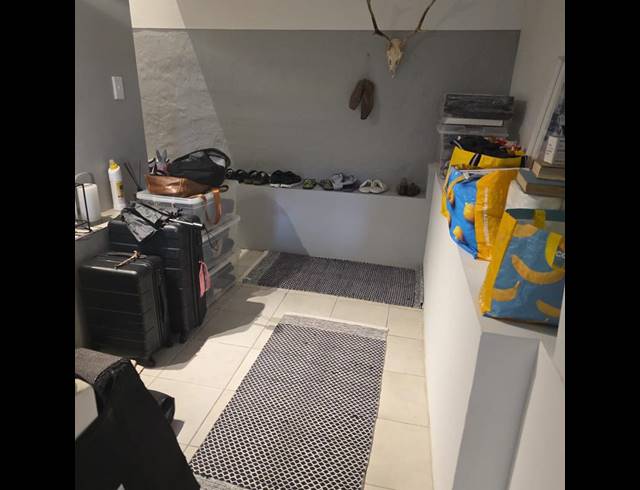 1 BEDROOM PROPERTY TO RENT IN GREEN POINT